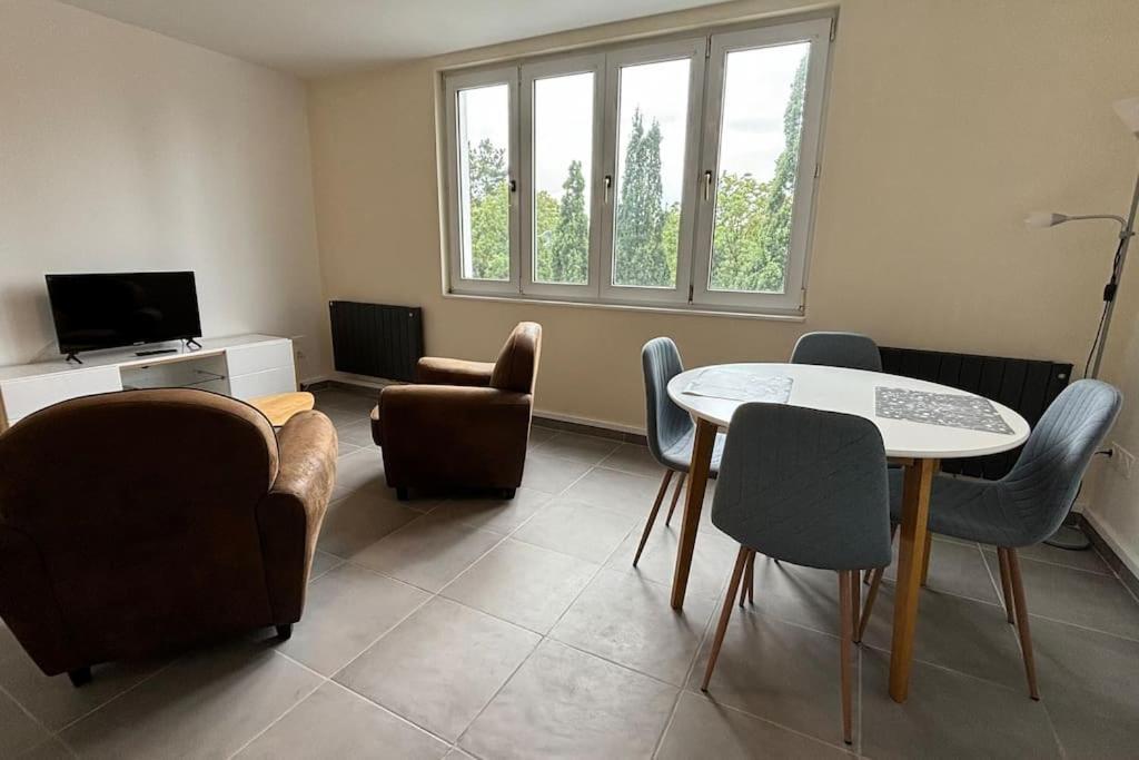 Apartmán T2 Calme Et Lumineux Proche Gare Arras Exteriér fotografie